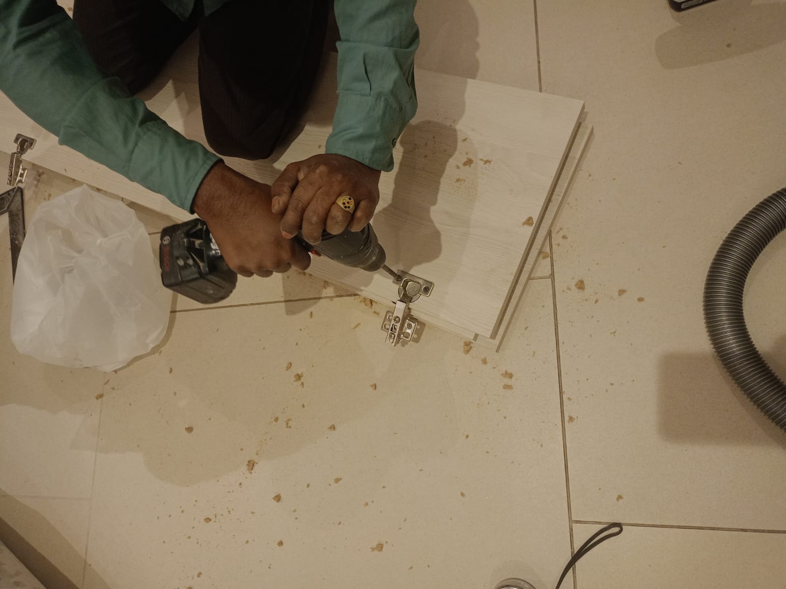 Carpenter Service in Doha – Call Now for Expert Work