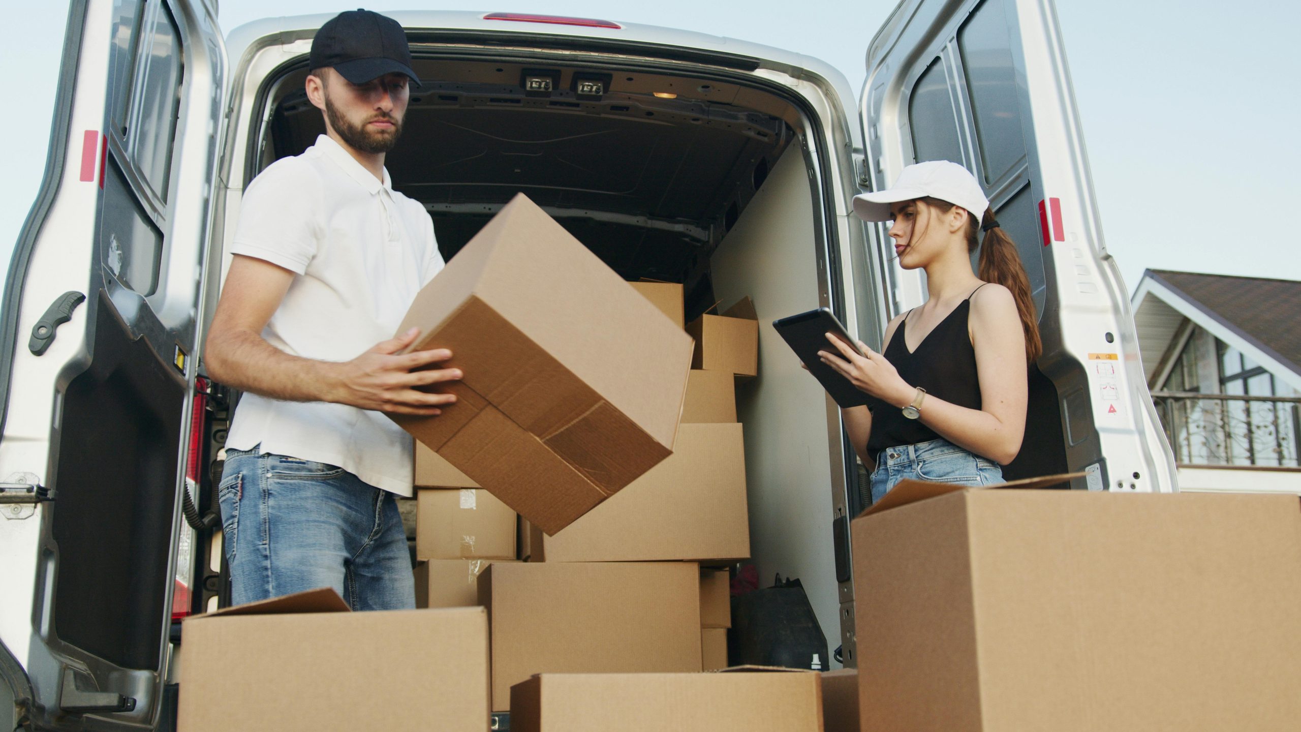 Compare Villa & Apartment Moving Costs in Doha